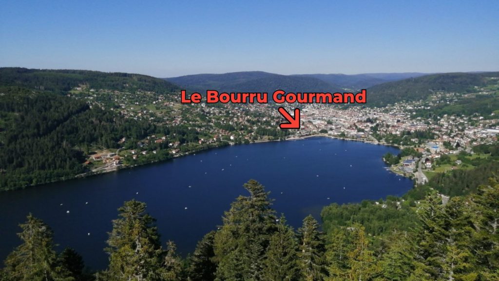 panorama au-dessus du lac de Gérardmer depuis la tour de Mérelle